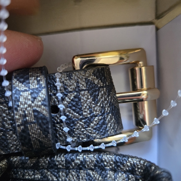 😚NWT Michael Kors Adjustable Belt Bag - Picture 4 of 6